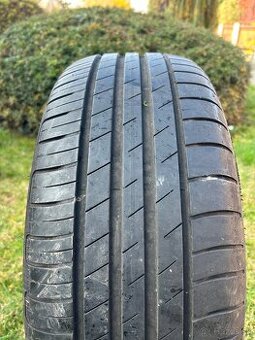 1ks 205/55R16 91H Goodyear EfficientGrip Perfomance - 1