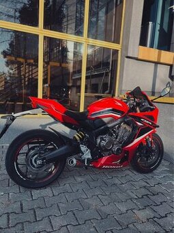 Honda CBR650R