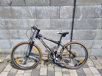 Predám juniorský horský bicykel Scott - 1