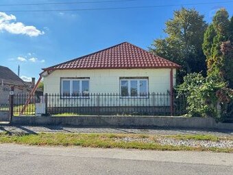 Predaj rodinného domu, Veľké Blahovo, pozemok 983 m2, holodo