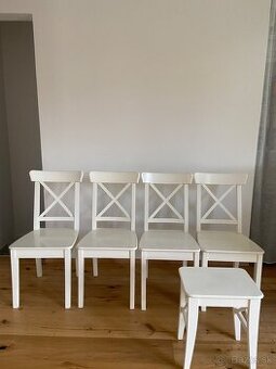4 drevene stolicky biele plus somlik