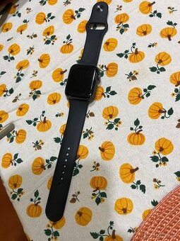 Apple Watch 6 Space Gray hlinikove 44 mm