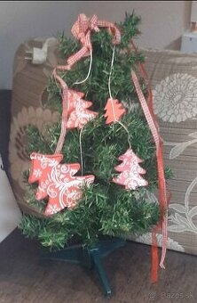 Predám umelý vianočný stromček