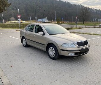 PREDÁM  ŠKODA OCTAVIA 2 1.6.MPI ROK VYR 2005