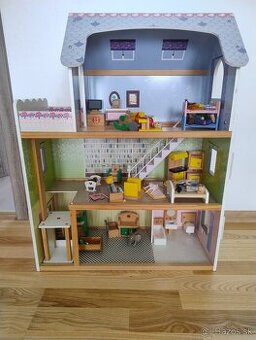 Dreveny omcek pre babiky s prislensvom