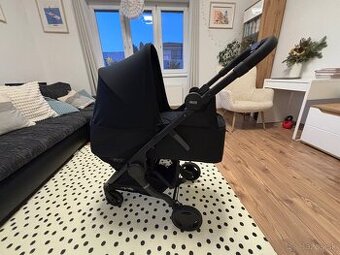 Predam Ergobaby Metro (vanicka aj sportovy kocik)