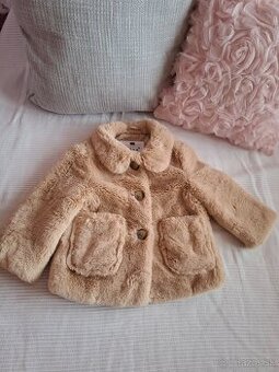 Kožušinkový kabátik F&F 12-18 mes