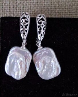 Strieborné náušnice - kultivované keshi perly