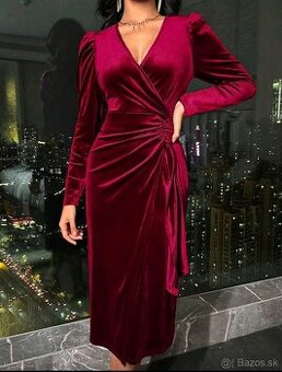 cervene šaty xxl