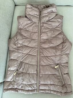 Calvin Klein M vesta