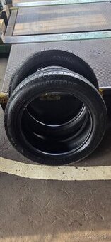 Predám 2ks.letné pneumatiky BRIGESTONE 215/55R18 95T..