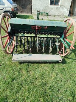 Sedačka do trojbodu aj na oje