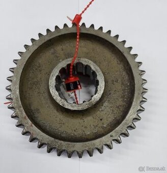 Presúvacie koleso redukcie na Zetor 3011