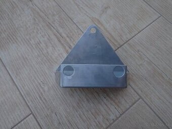 Krabička na kapající olej