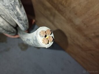 Kábel 1-CYKY-J 4x 35