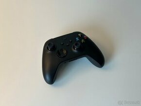 Xbox Controller - Carbon Black - 1