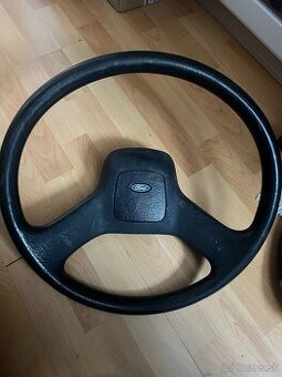 Darujem volant Ford