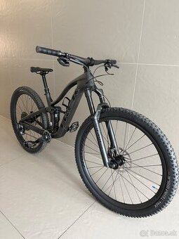 TREK BIKE