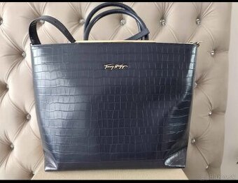 Kabelka Tommy Hilfiger