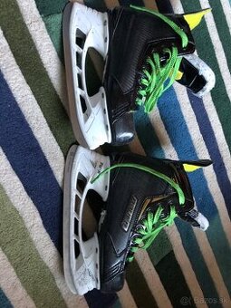 Predám korčule Bauer Supreme S27 veľ. 4 D