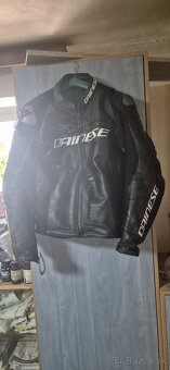 Predam moto kombinezy