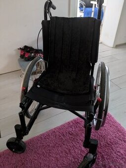 Invalidný vozik
