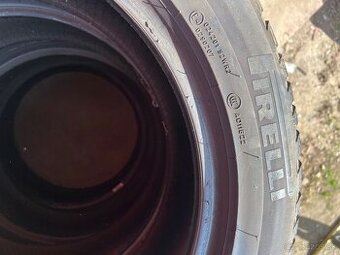 245/50 R19 zimné Pirelli sottozero 3