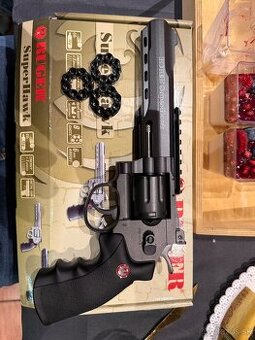 Predám airsoftovú zbraň Ruger Super Hawk 6” AGCO2