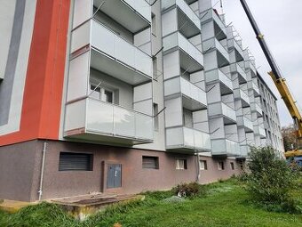 Predám 2-izbovy byt pri Brezne - 1