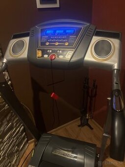 Bežecky pas elektricky