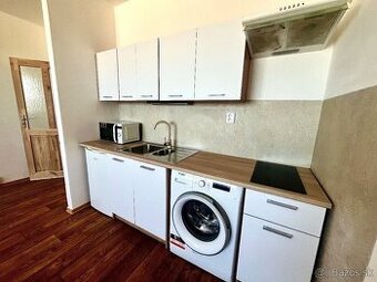 Garsónka na prenajom KVP - veľka rozloha 28m2 + 3m2 loggia
