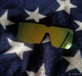 slnečné okuliare, haranatého tvaru, zrkadlovky ( NOVÉ)