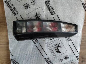 Opel Meriva I zadné svetlo