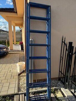 Predám oceľové regále/konštrukciu