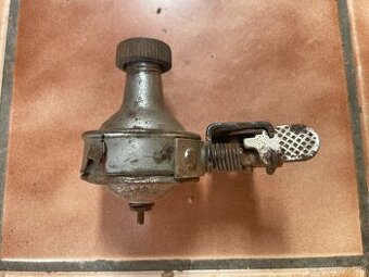 Dynamo na veterán bicykel