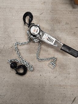 Predám rôzne reťazové, pákové zdviháky - Hupcuk