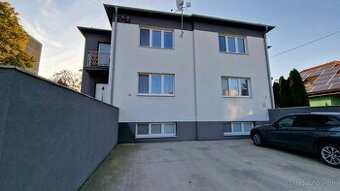 INVESTIČNÁ PRÍLEŽITOSŤ - Rodinný dom s 5 bytovými jednotkami