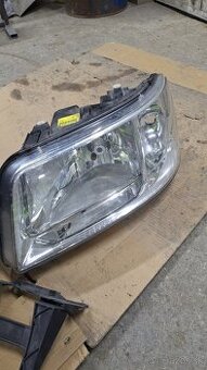 Predne svetla vw trasporter T5
