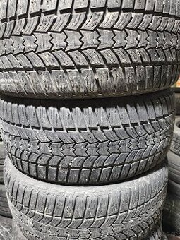 Pneumatiky zimné 235/45r27 jazdené dobré