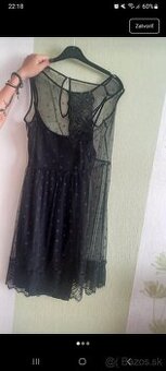 Dámske čierne šaty velkost M guess