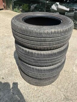 Predám 215/65 r16 c pneumatiky letne