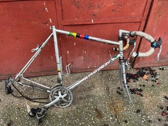 Cestný bicykel Amulet