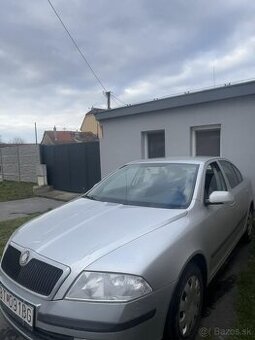 Predam skoda octavia 2 1.6 benzin
