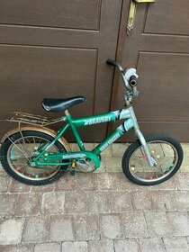Detsky bicykel s nosičom a blatníkom - 1