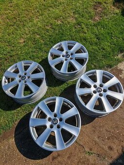 5x114.3 R18 Borbet