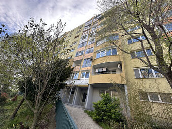 Predaj-3 izbový byt na posch. 4/7 o výmere 73,36 m2 (z toho