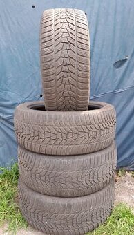 Ponúkame 4 zimné pneumatiky Hankook Ice 245/45 R19