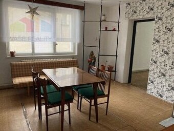 Na predaj Rodinný dom Košeca, garáž, letná kuchyňa, pozemok
