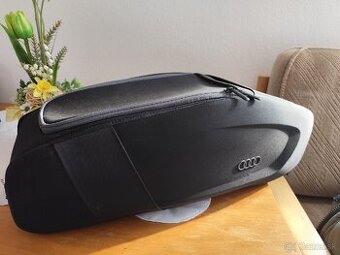 Audi Original Zadný úložný priestor 000061100H