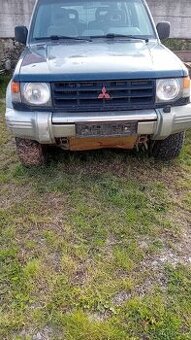 Mitsubishi pajero - 1